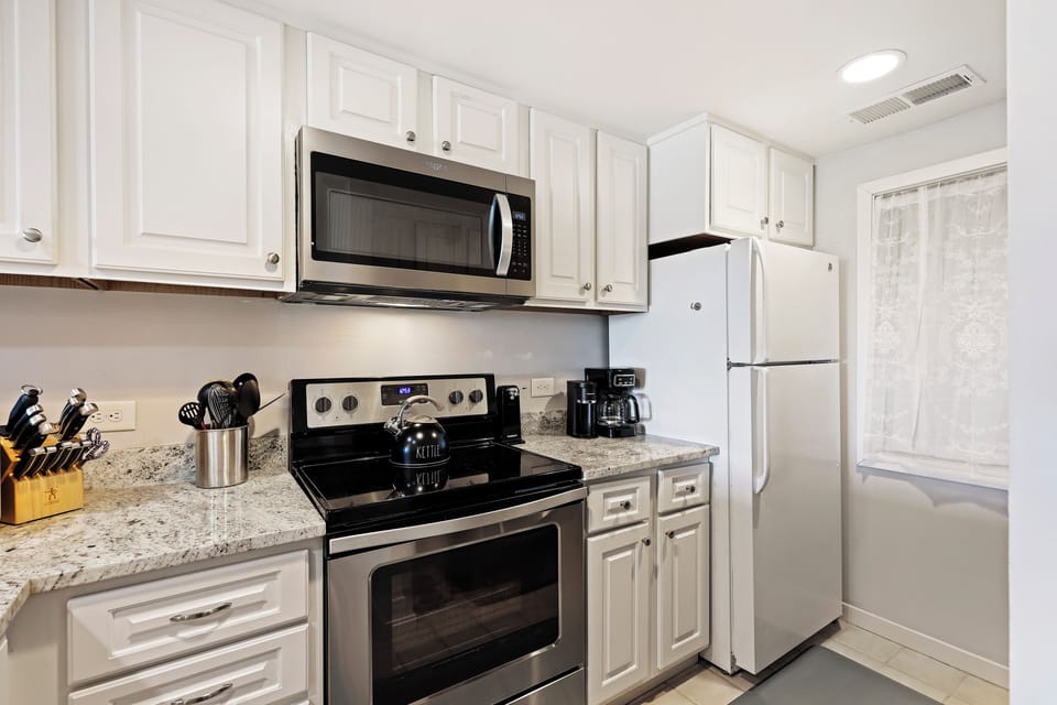 245 Captains Quarters | Kitchen - 245 Captains Quarters | Kitchen