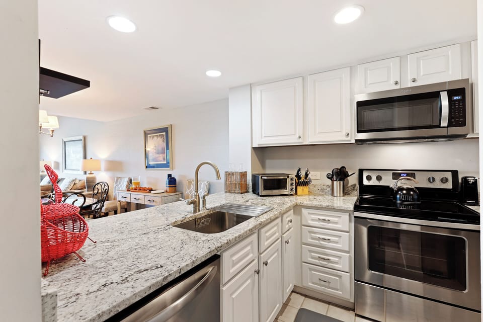 245 Captains Quarter | Kitchen - 245 Captains Quarters | Kitchen