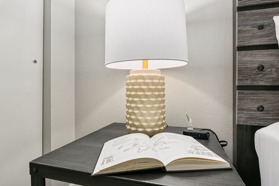 220 Peterson St. (Unit 7) | Queen Bedroom 5