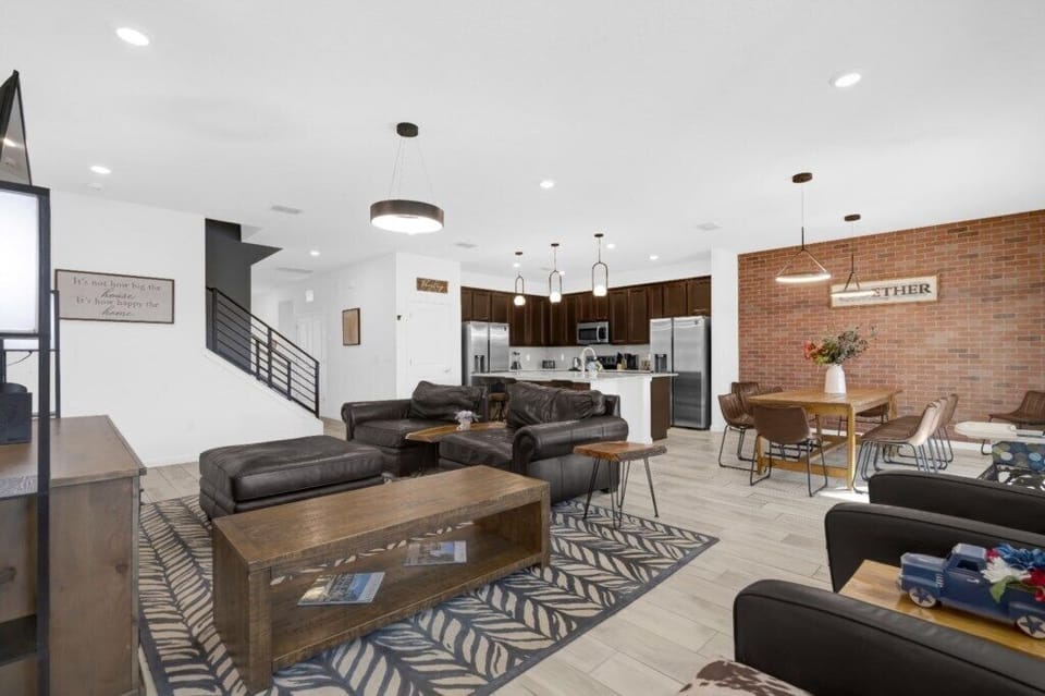 2596ShantiDrive(3)
