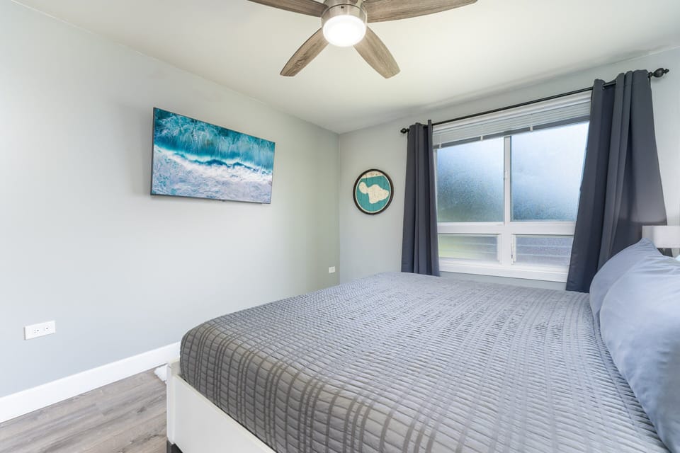 King bed with Split AC, smart TV