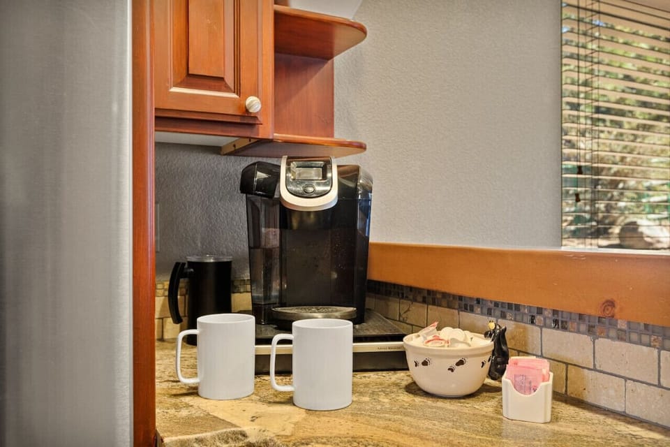 A fully stocked coffee bar with K-Cups included.