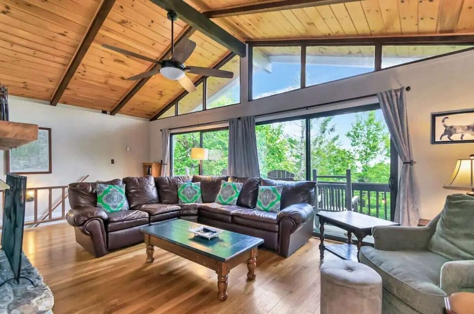 Settle into comfort in this thoughtfully designed lounge space. With plush sofas, soft ambient light, and an inviting flow, it's perfect for game nights, quiet chats, or recharging after mountain adventures.