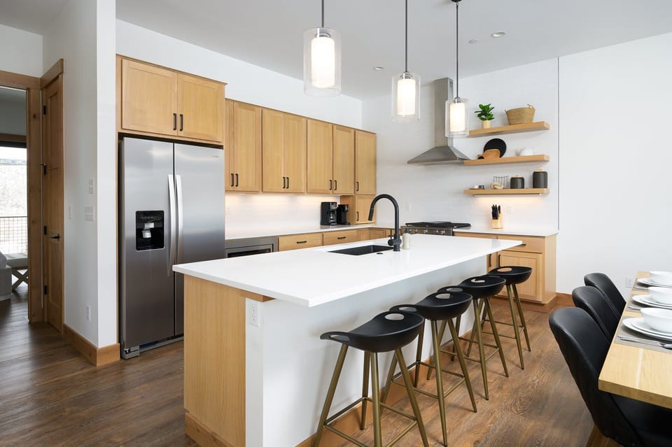 Custom Granite Countertops Accent The Custom Wood Cabinetry