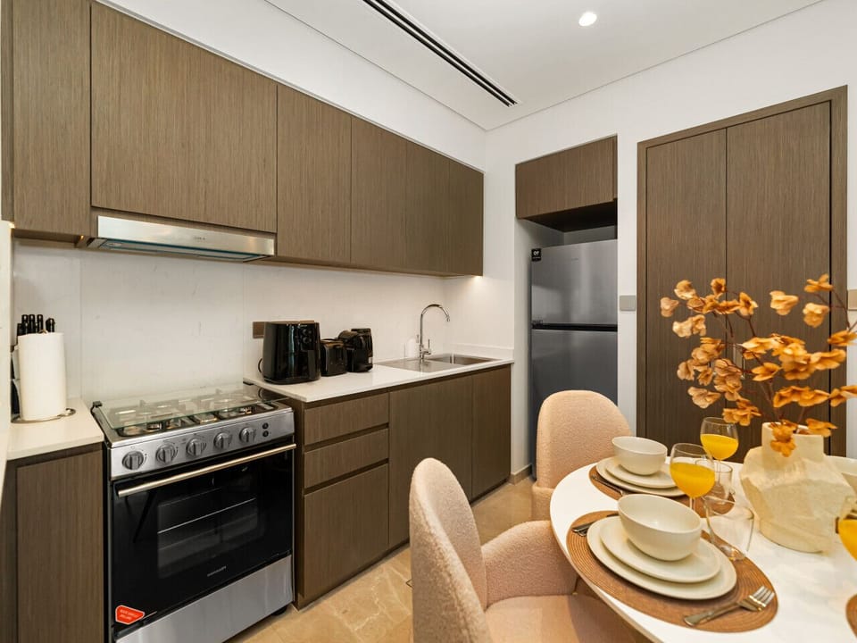 Fully Equipped Modern Kitchen