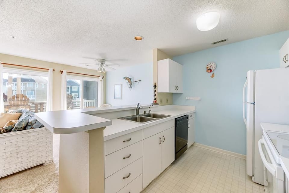 Kitchen (1)