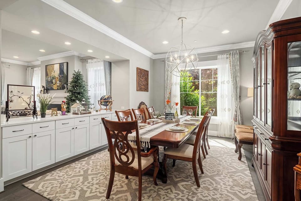 Dine in elegance in our beautifully designed dining area, where natural light fills the space, complementing the stylish décor. The cozy ambiance creates the perfect setting for memorable meals, whether you're enjoying a casual breakfast or occassion