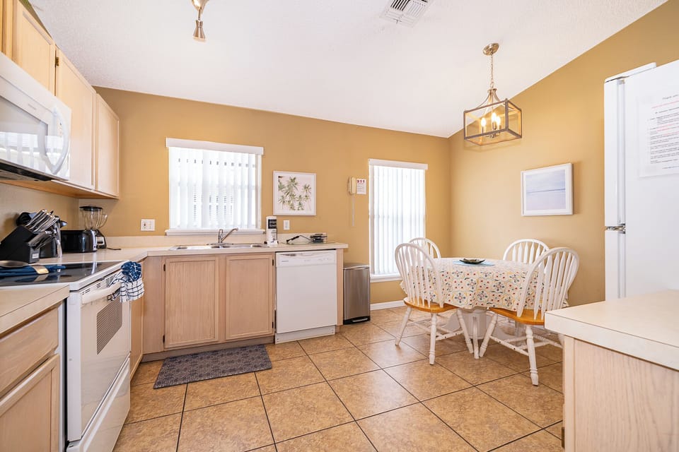 17345SilverCreekCt-12