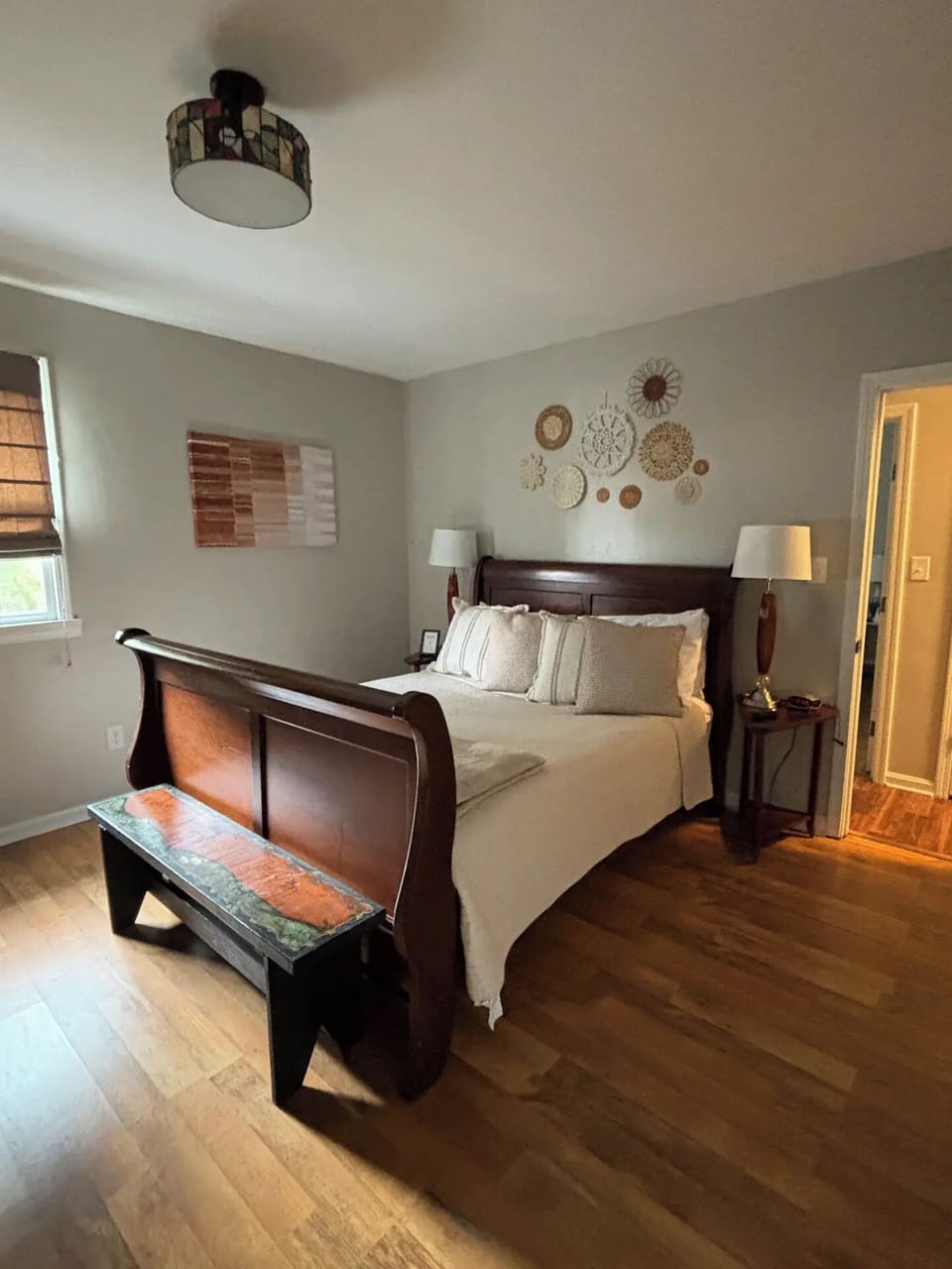 Master with full en suite, comfortable queen bed, new ceiling fan and Roku TV.