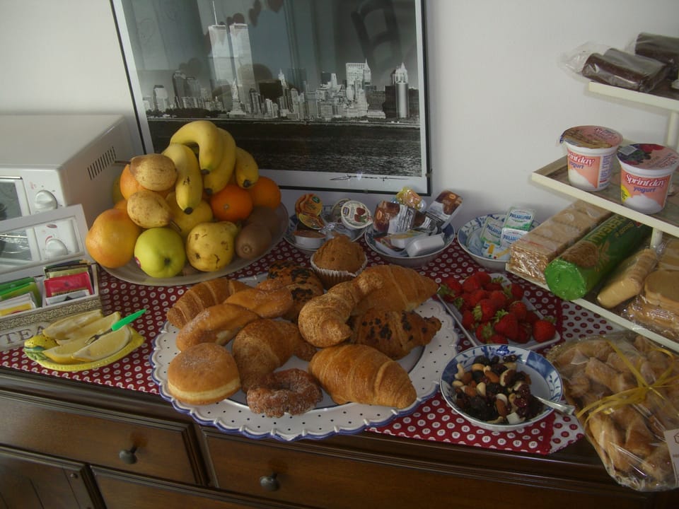 Breakfast meal