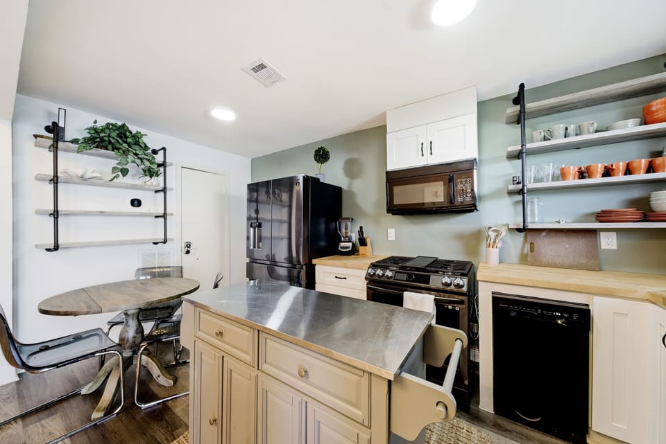 Indoors, Kitchen, Appliance, Microwave, Oven