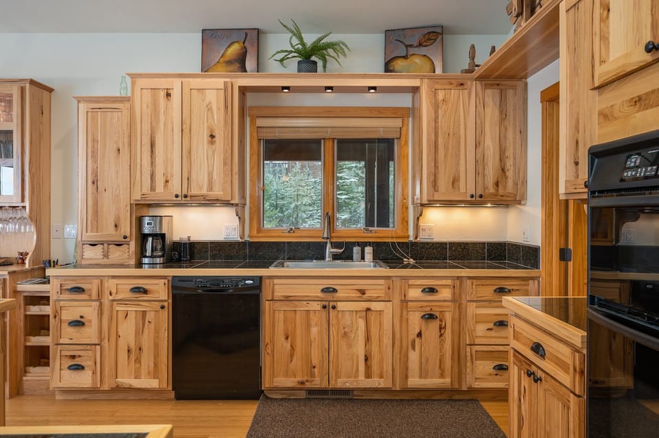 Fully Equipped Chef's Kitchen