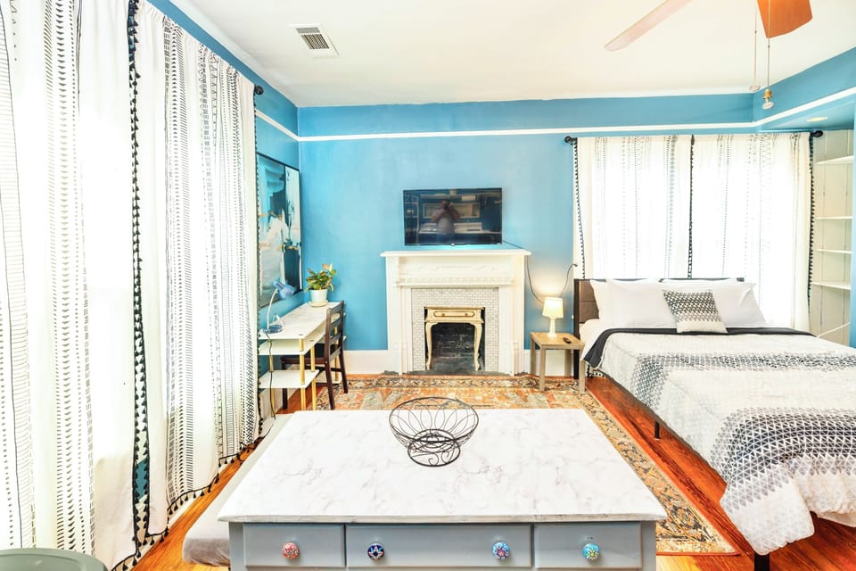 Living Room Area with TV