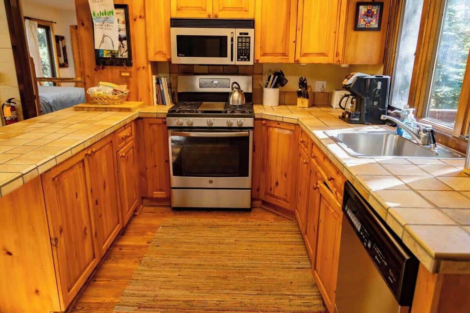 Kitchen has everything you need for meals at home