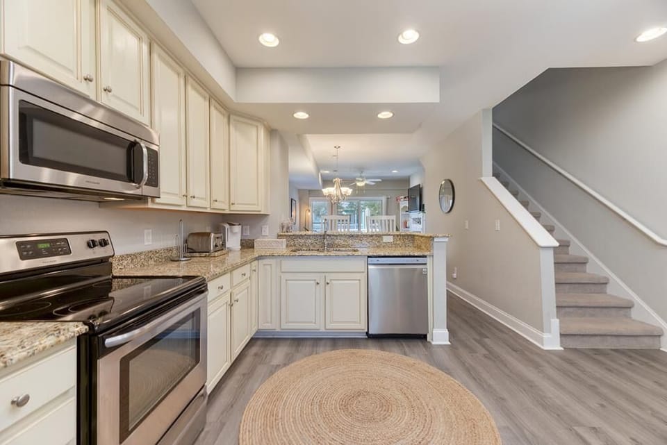 1st level kitchen (1)