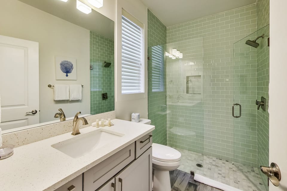 First Floor: Guest Bathroom
