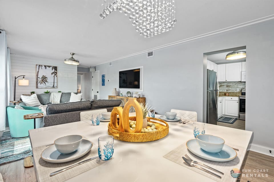 Modern Dining Area