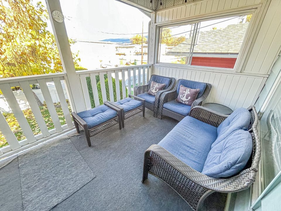 Upstairs Patio