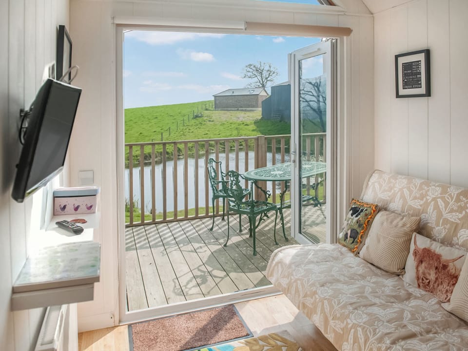 Living area | Frankaborough Farm Cottages - The i-Hut - Frankaborough Fram Cottages, Lifton