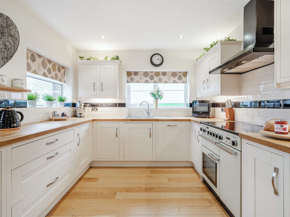 Kitchen | Delcroft, Drybrook