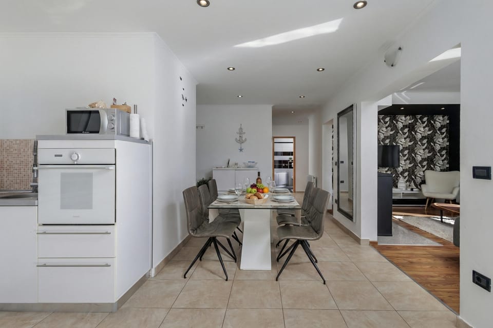 Kitchen and dining area