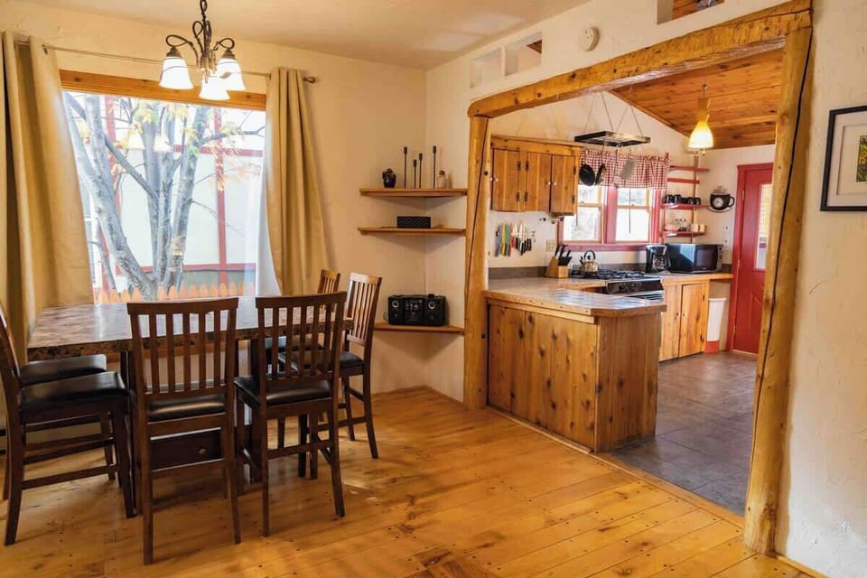 Kitchen is open to the diningroom for enjoying eachothers company.