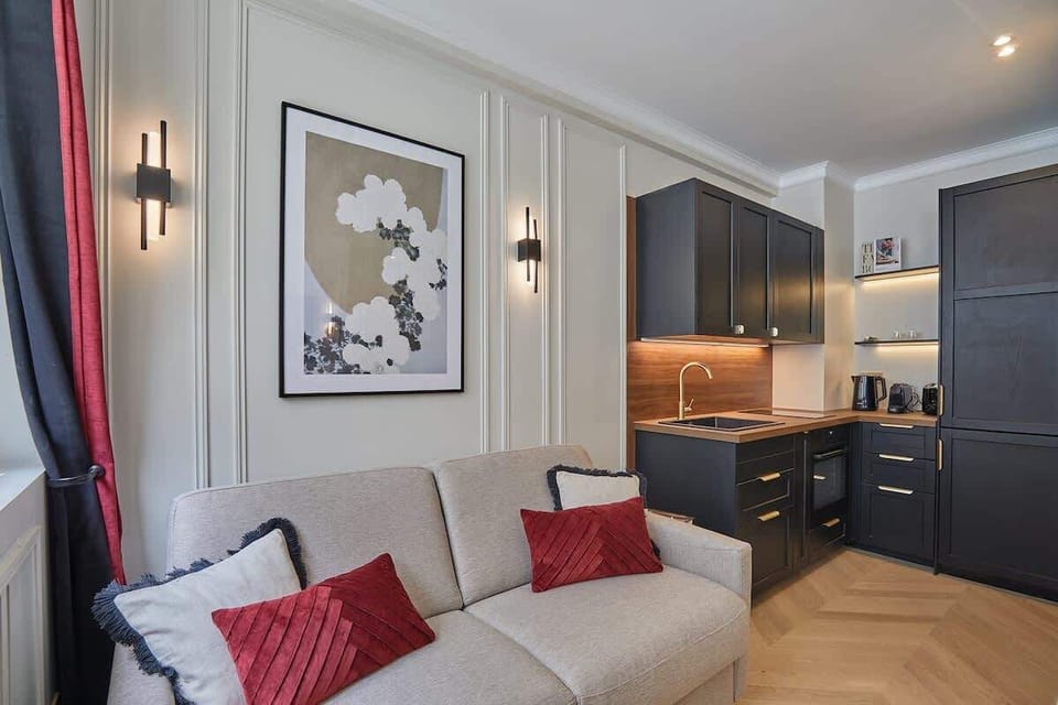 Salon avec cuisine américaine