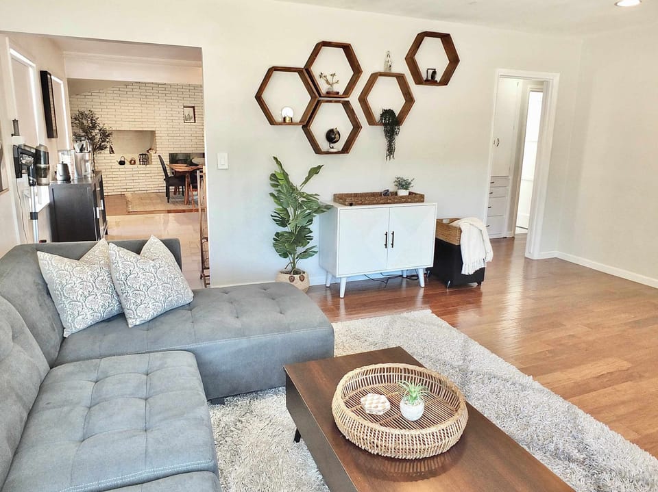 Cozy up, cinema style! Enjoy movie marathons on the 12ft TV projector