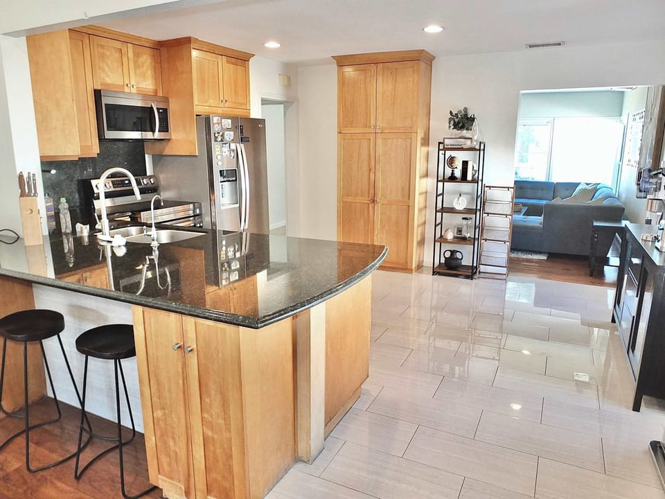 Sip morning coffee or grab a bite at the counter, with seating for 2