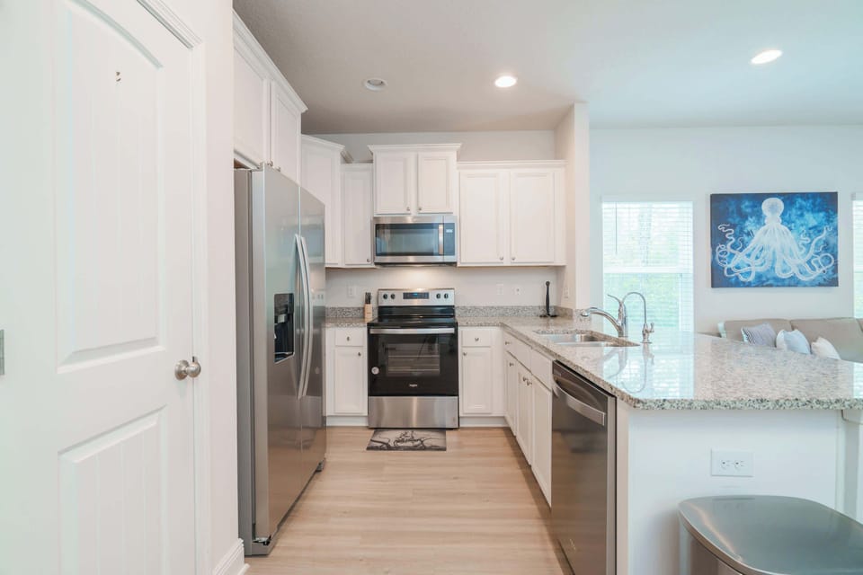 Fully equipped kitchen