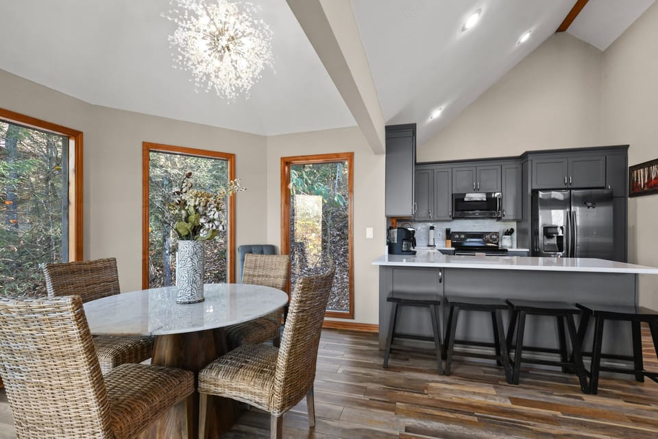 Dining Room, Dining Table, Furniture, Indoors, Table