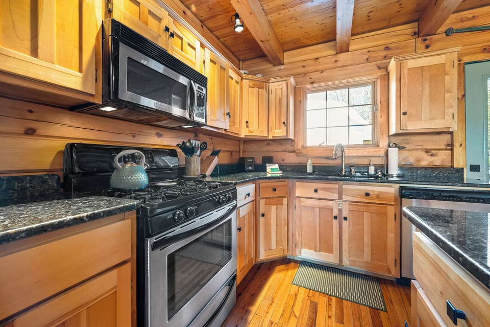 Fully equipped kitchen