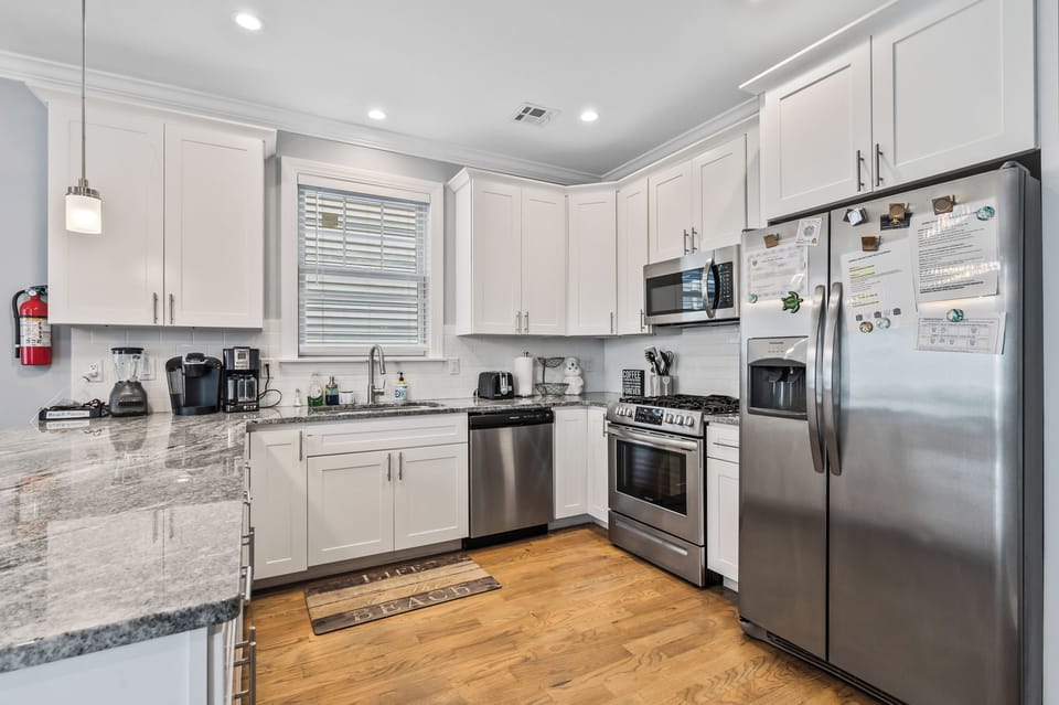 1st fl - Beautiful new, fully stocked kitchen.
