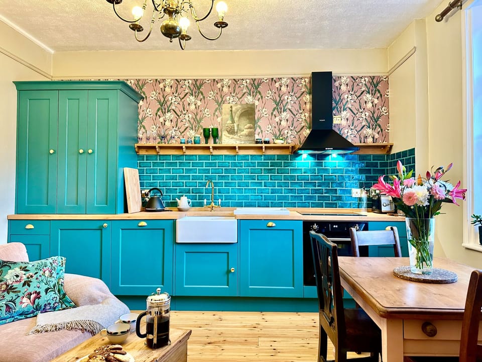 Windfall, Ryde: Open planned kitchen, sitting room and dining room