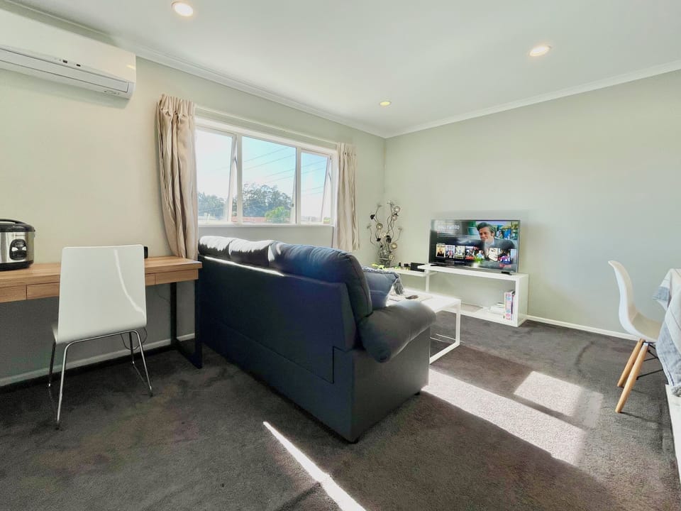 c412605e-220e-441b-9a9d-f7d3dacd5669