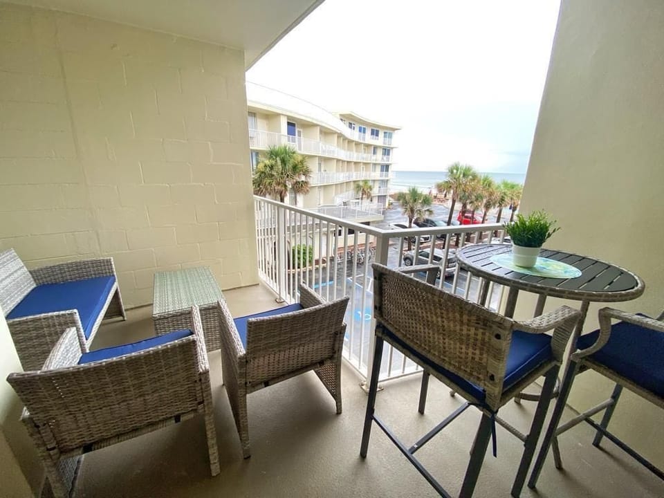 Balcony view!