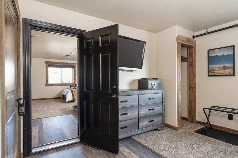 Adjoining suite option.
