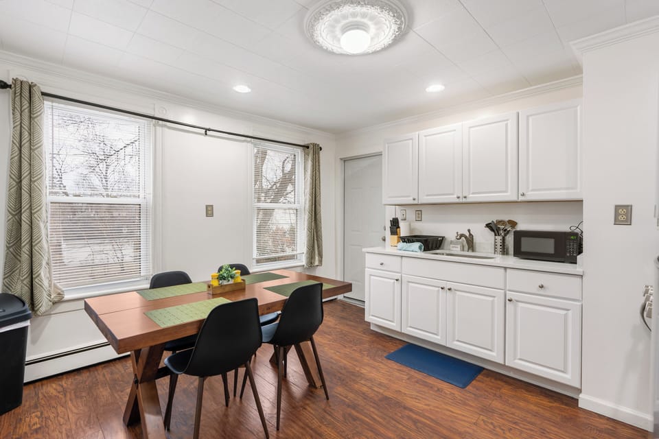 Modern kitchen with all you need to dine in.
