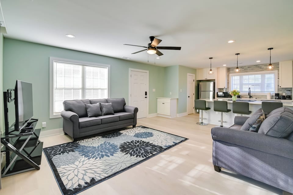 Murrells Inlet Vacation Rental | 2BR | 1.5BA | 1 Step to Enter | 2,400 Sq Ft