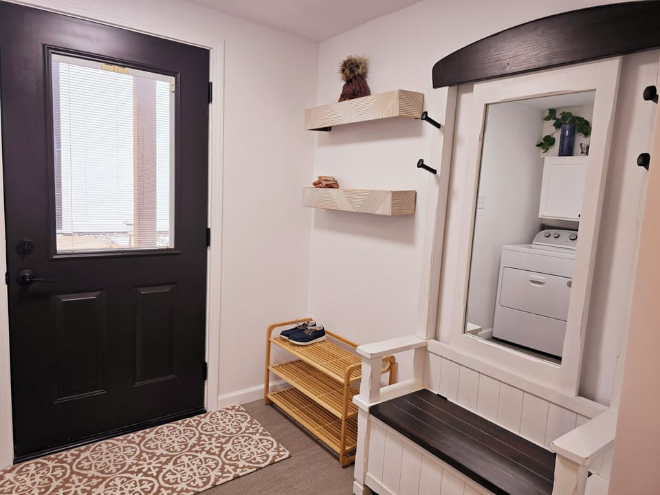 Mudroom 