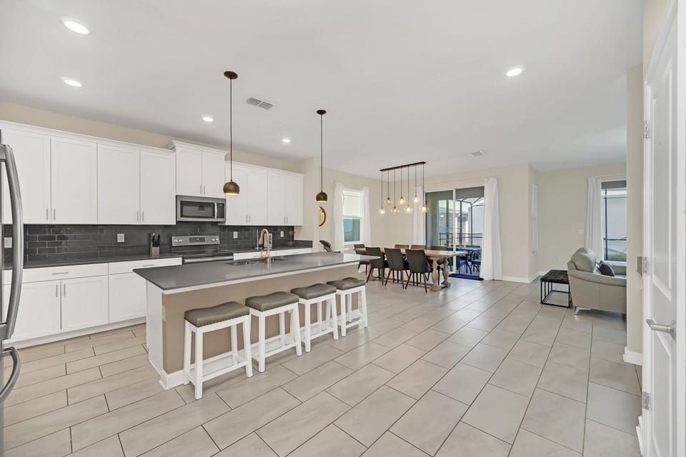 6-web-or-mls-2748-bookmark-dr
