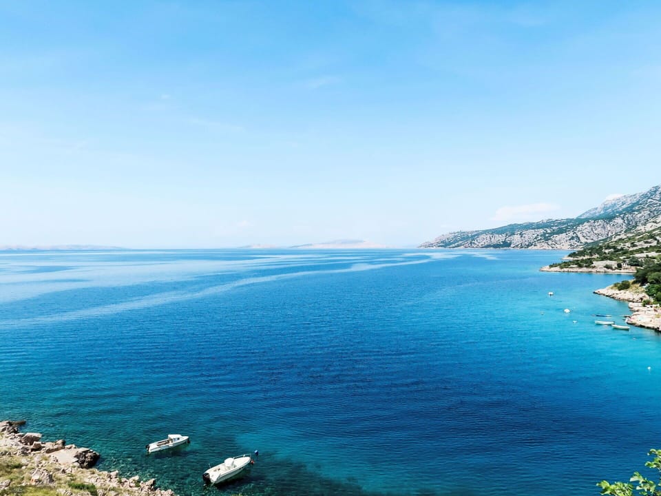 Water, Sky, Azure, Natural Landscape, Body Of Water, Coastal And Oceanic Landforms, Lake, Horizon, Landscape, Beach