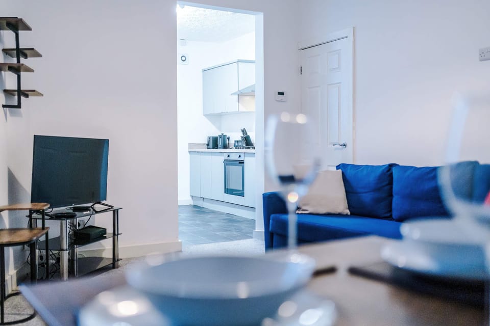 Open-plan Lounge-Dining Room