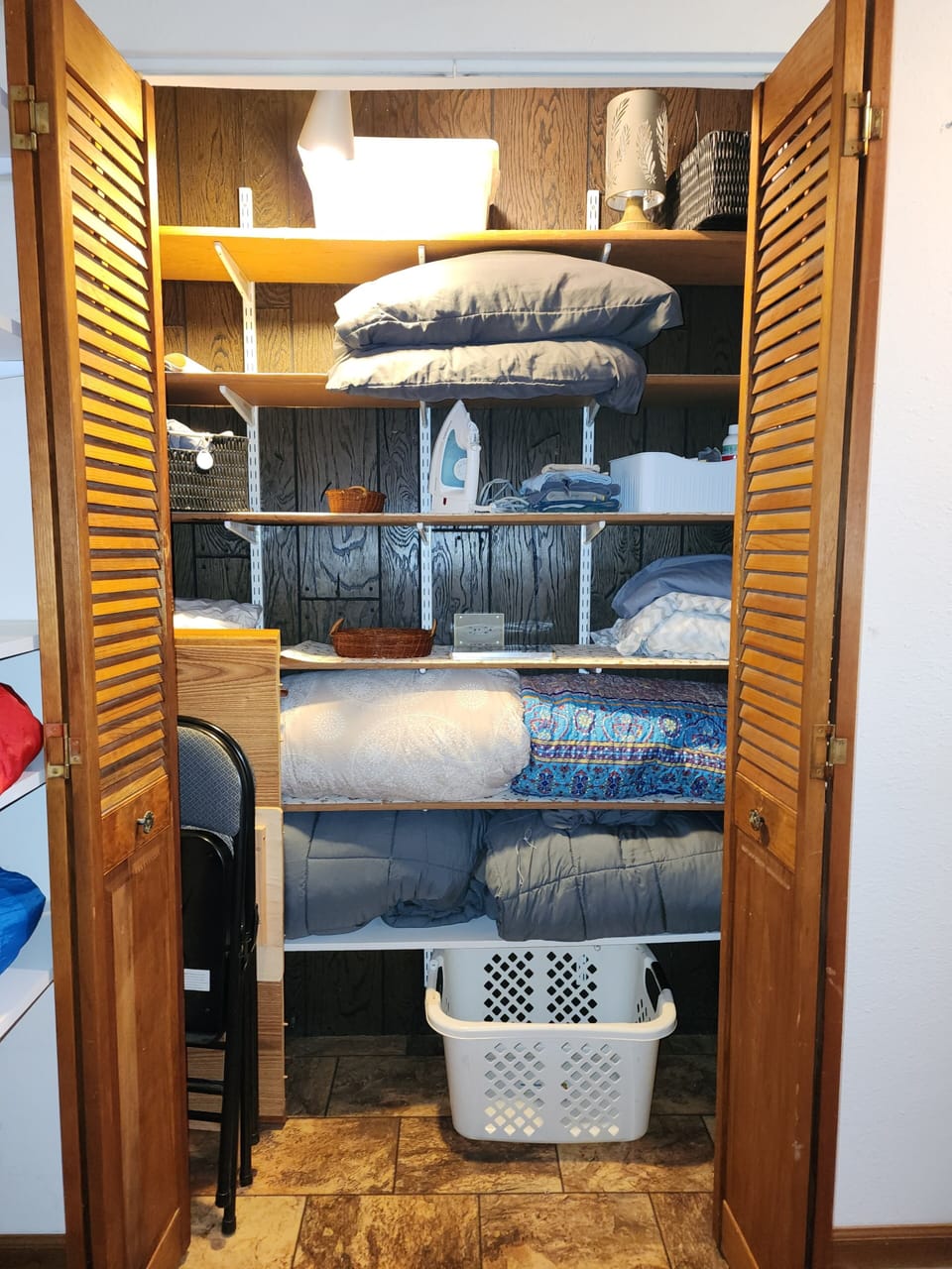 All the extras are in the laundry room closet. 