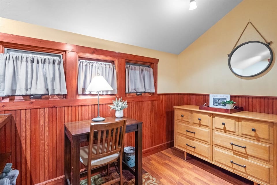 Master Bedroom/Desk Area