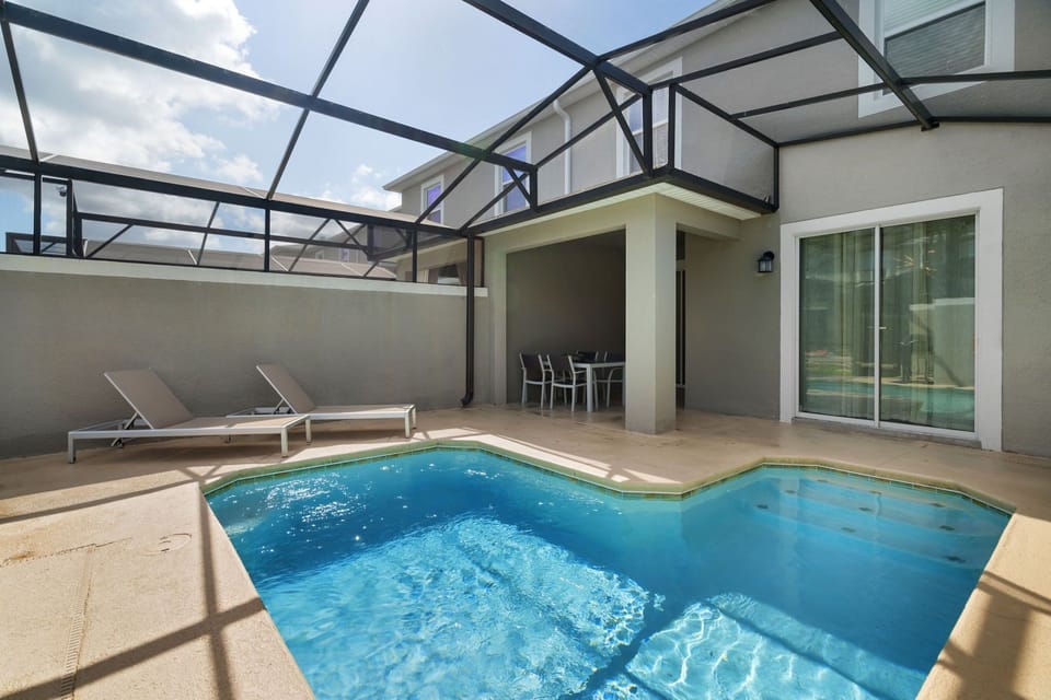Pool area