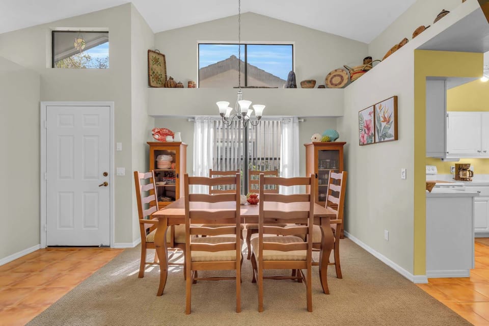 The dining set seats 6 and has plentiful natural light 