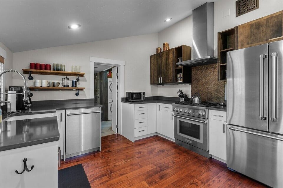 Gourmet Kitchen