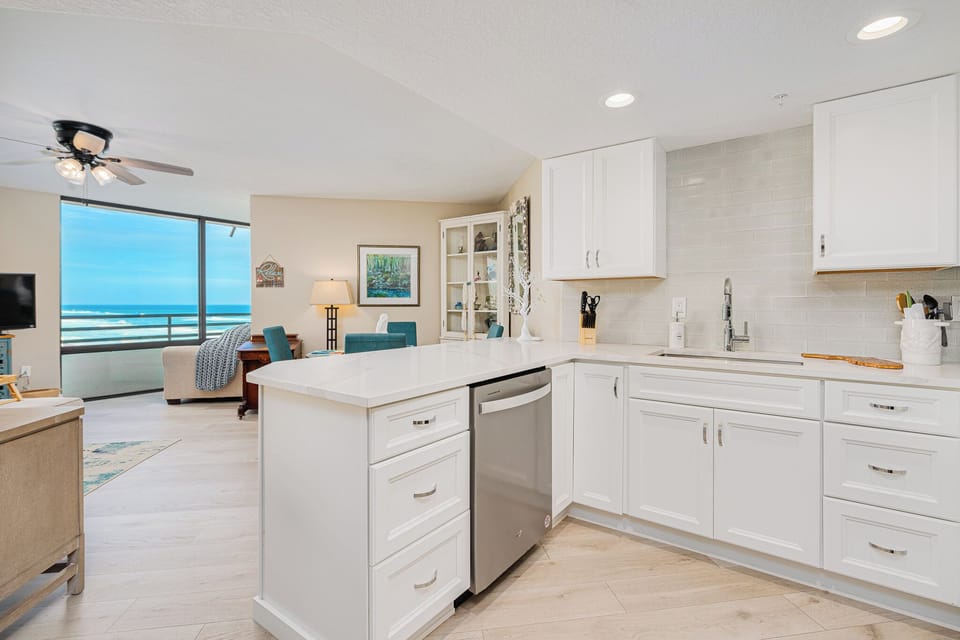 Kitchen overlooking the ocean