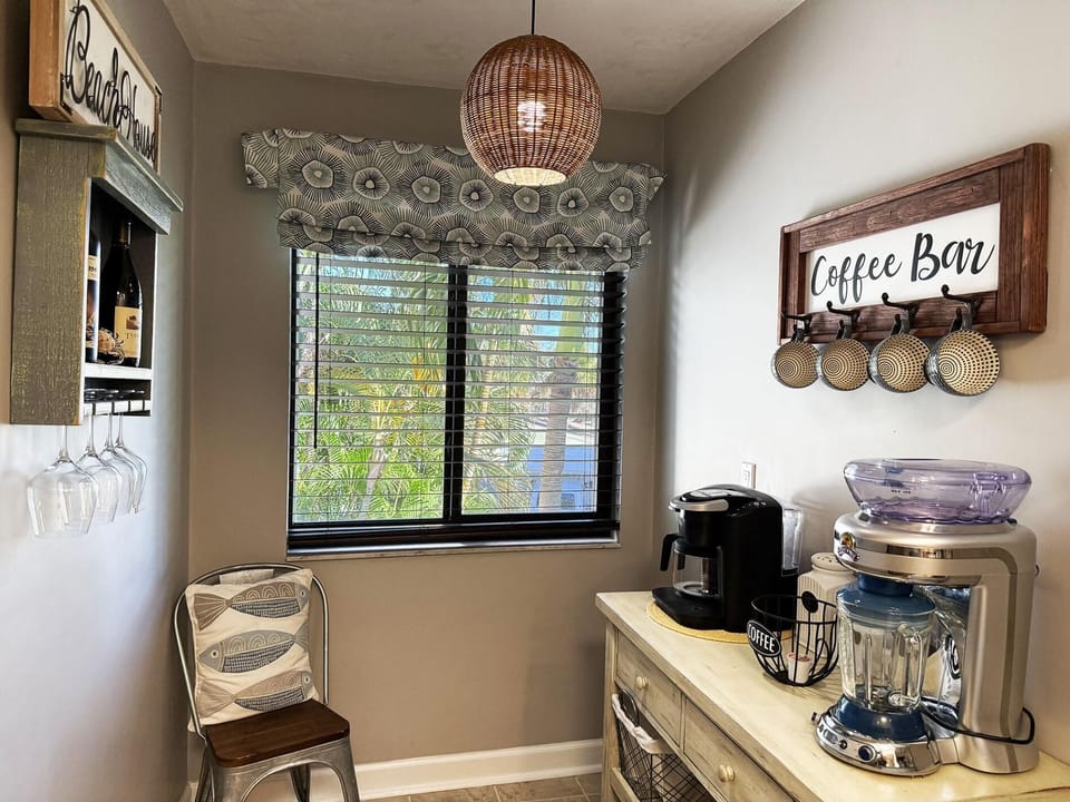 Tamarind 3BR Loft – Beach Vibes & Bay Views (4919)